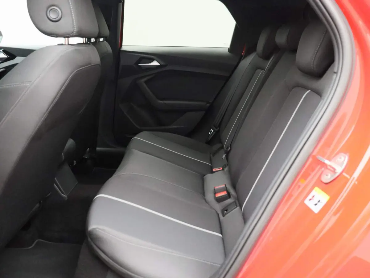 25 TFSI Advanced Edition 95 PK | Demo | S-line | Virtual cockpit | LED | Climate control | Cruise control | Privacy glas | Lichtmetalen velgen |