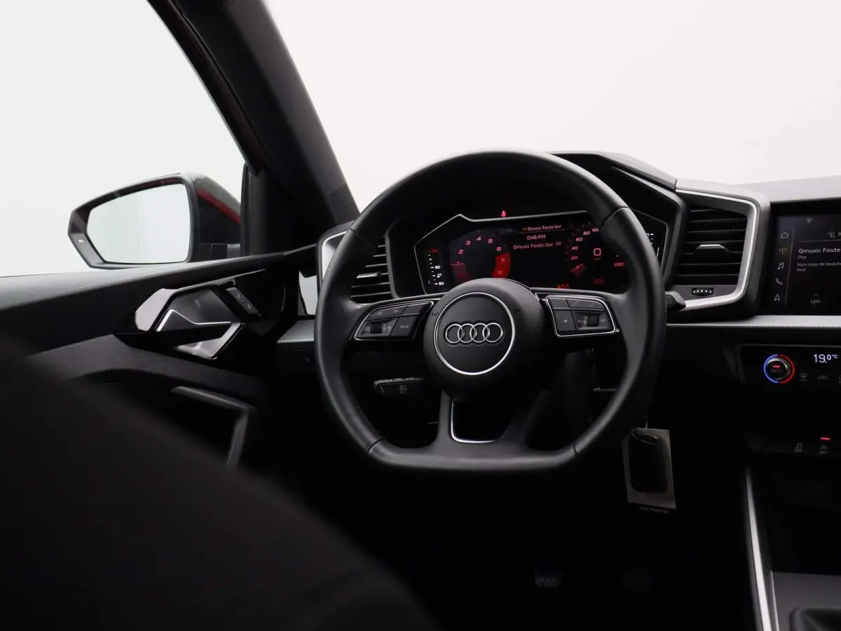 25 TFSI Advanced Edition 95 PK | Demo | S-line | Virtual cockpit | LED | Climate control | Cruise control | Privacy glas | Lichtmetalen velgen |