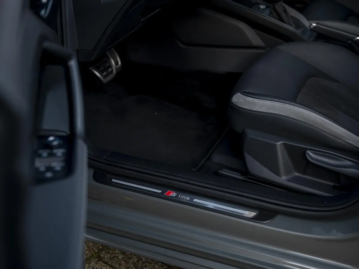 35TFSi S-Line Edition S-Tronic | ACC | Sonos | Camera | Alcantara | Navi | Black Optiek | Keyless | etc...