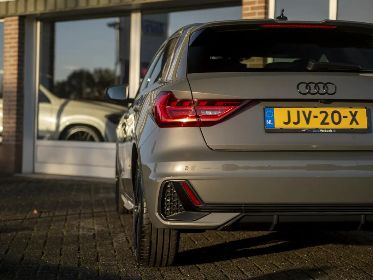 35TFSi S-Line Edition S-Tronic | ACC | Sonos | Camera | Alcantara | Navi | Black Optiek | Keyless | etc...