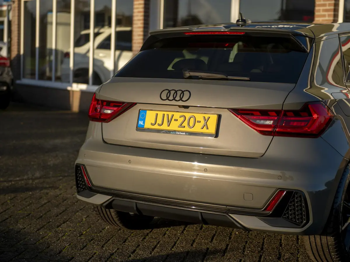 35TFSi S-Line Edition S-Tronic | ACC | Sonos | Camera | Alcantara | Navi | Black Optiek | Keyless | etc...
