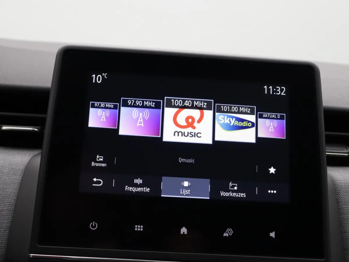 TCe 90pk Evolution | Airco | Parkeersensoren achter | Cruise control | Apple carplay | Vierseizoenbanden |