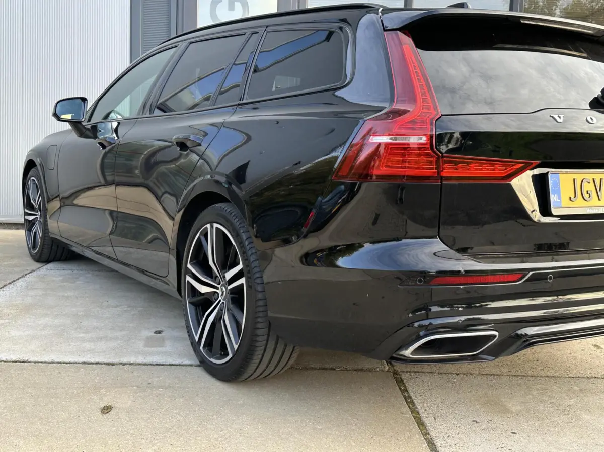 2.0 T8 AWD R-Design 455PK Long Range Trekhaak HK