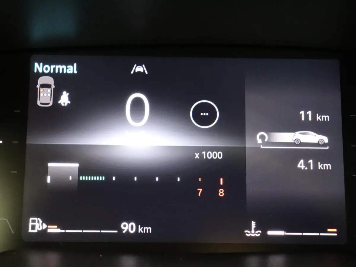 E-Tech Full Hybrid 145pk evolution | Airco | Cruise control | Apple carplay / Android auto | Vierseizoenbanden |