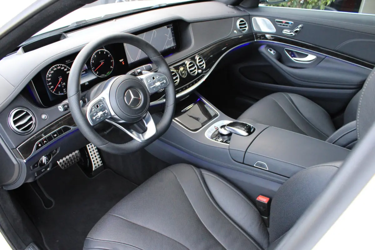 450 AMG Premium Plus Massage | Pano | Memory | Distronic | Stoelklima | Burmester | HeadUp | Keyless | 360 Camera | Lage Kilometerstand | Dealer Onderhouden