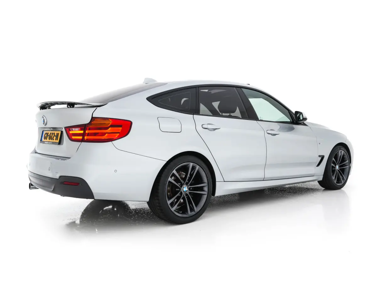 320i M-Sportpack High Executive Aut. *PANO | XENON | LEATHER | HEATED-SPORTSEATS | SHIFT-PADDLES | PRIVACY-GLASS | NAVI-FULLMAP | ECC | PDC | CRUISE | 19''ALU*