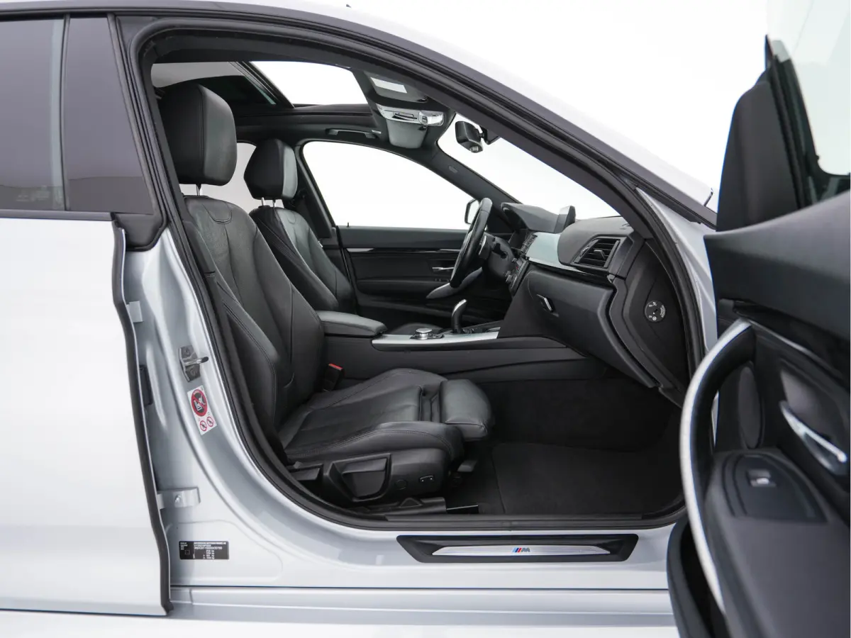 320i M-Sportpack High Executive Aut. *PANO | XENON | LEATHER | HEATED-SPORTSEATS | SHIFT-PADDLES | PRIVACY-GLASS | NAVI-FULLMAP | ECC | PDC | CRUISE | 19''ALU*