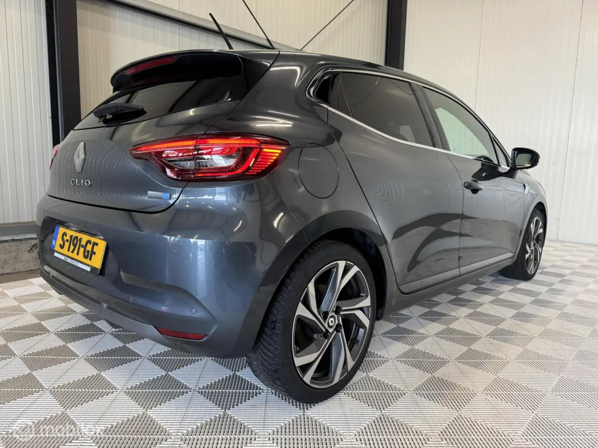 1.6 E-Tech Hybrid 140 R.S. | PDC | Carplay