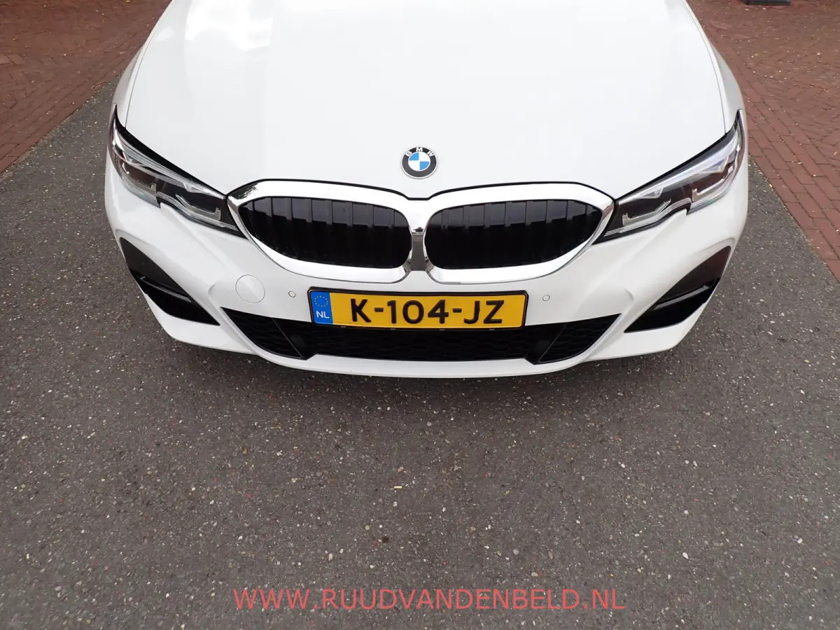 330e M-PAKKET SHADOWLINE SPORTLEER/SFEERVERLICHTING