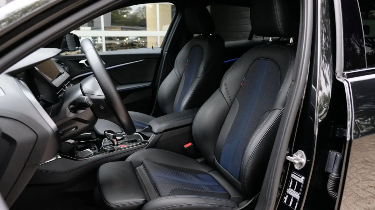 120i M-Sport|Aero Pack|Live Cockpit|Shadow Line