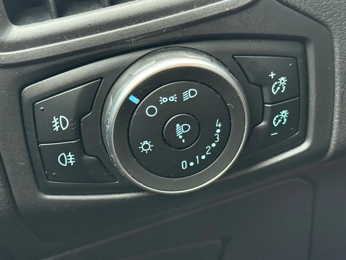 1.0 Lease Edition D-RiemVV,Airco,Navi,Camera,Cruise,PDC,Bleutooth,ISOFIX,N.A.P!Apk tot 11-05-2026!