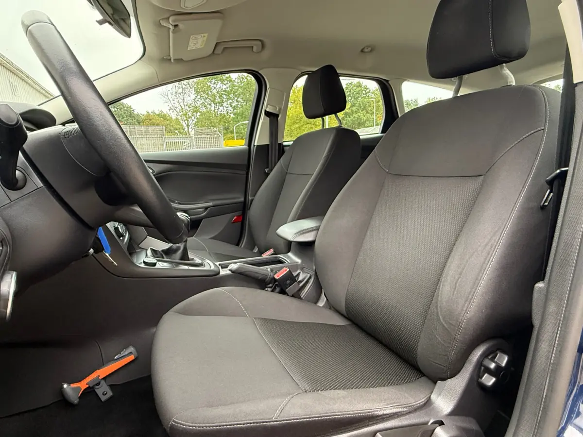 1.0 Lease Edition D-RiemVV,Airco,Navi,Camera,Cruise,PDC,Bleutooth,ISOFIX,N.A.P!Apk tot 11-05-2026!