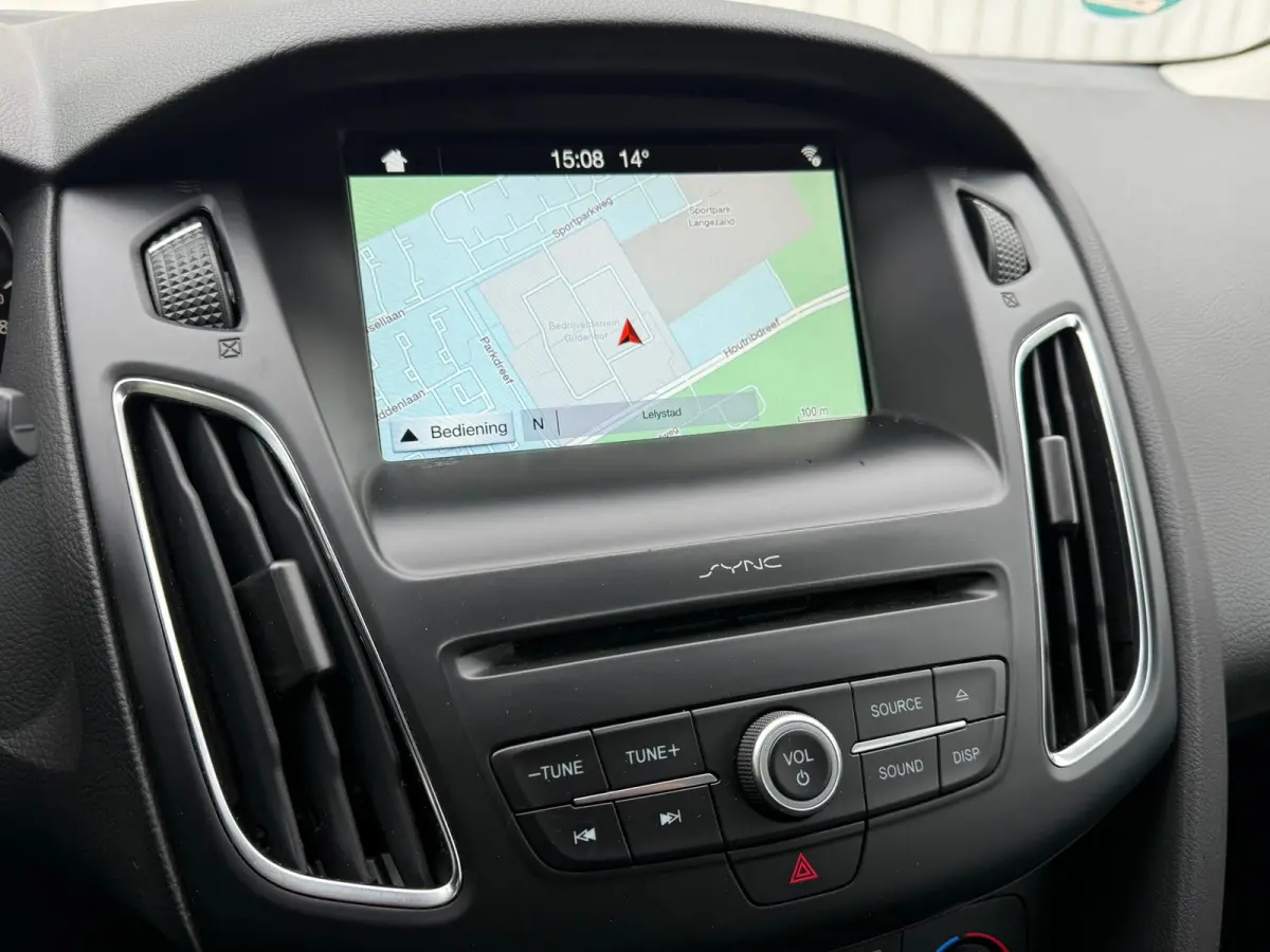1.0 Lease Edition D-RiemVV,Airco,Navi,Camera,Cruise,PDC,Bleutooth,ISOFIX,N.A.P!Apk tot 11-05-2026!