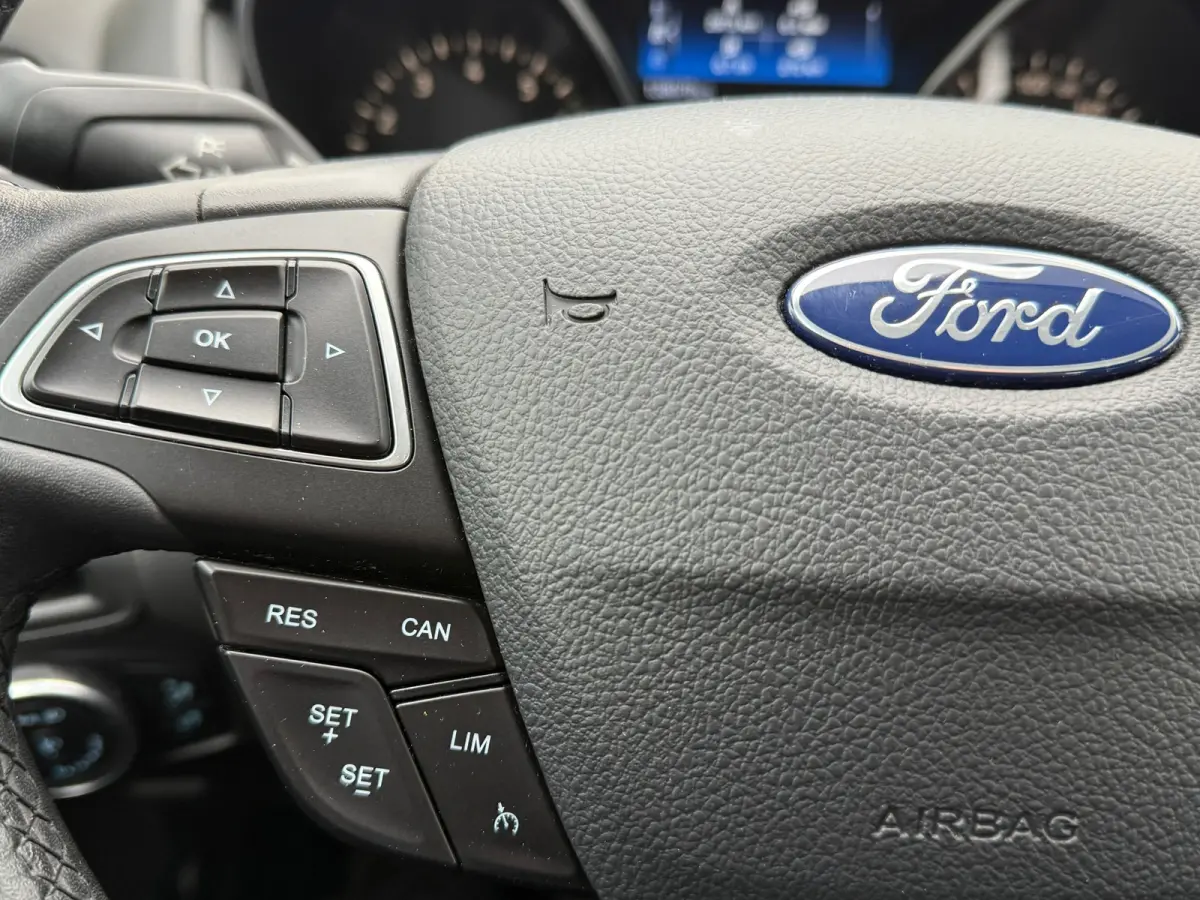 1.0 Lease Edition D-RiemVV,Airco,Navi,Camera,Cruise,PDC,Bleutooth,ISOFIX,N.A.P!Apk tot 11-05-2026!