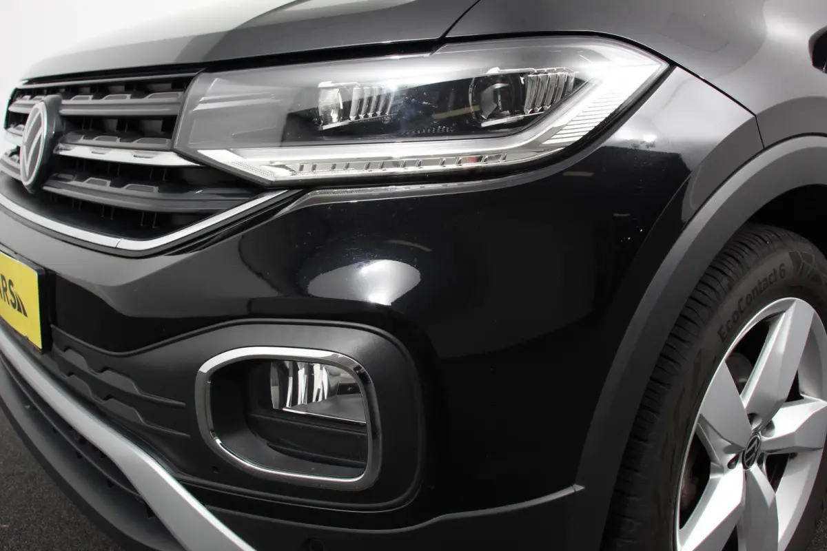 1.5 TSI DSG Style Team Navigatie Apple Carplay/Android Auto Adaptive cruise control Parkeersensoren Camera Stoelverwarming Virtual Cockpit Keyless Entry Lane assist Privacy glas