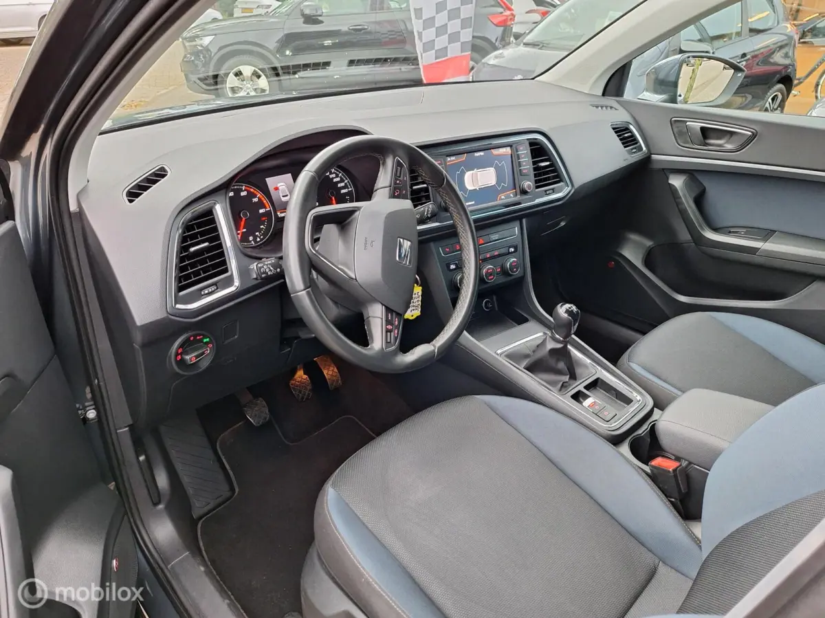 1.0 ECOTSI STYLE BUSINESS INTENSE • Carplay • Parkeerassistent •