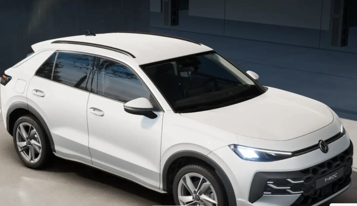 1.5 eTsi Life First Edition 116 PK Automaat | Nieuwe T-Roc | Apple Carplay draadloos | Camera | Stoelverwarming | Android Auto draadloos | 17" Lichtmetalen velgen | Stuurverwarming |  LED ko
