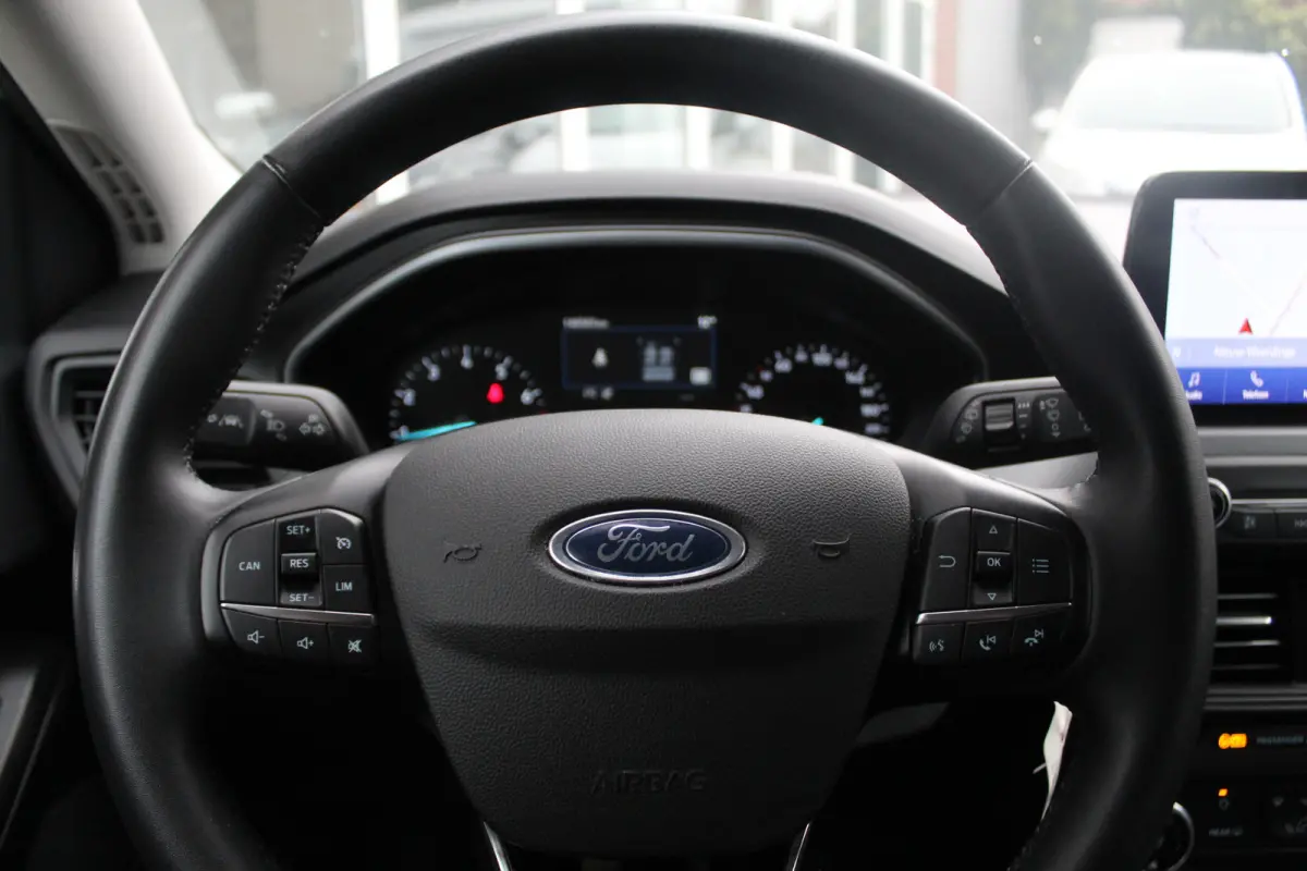 1.0 EcoBoost Hybrid Connected