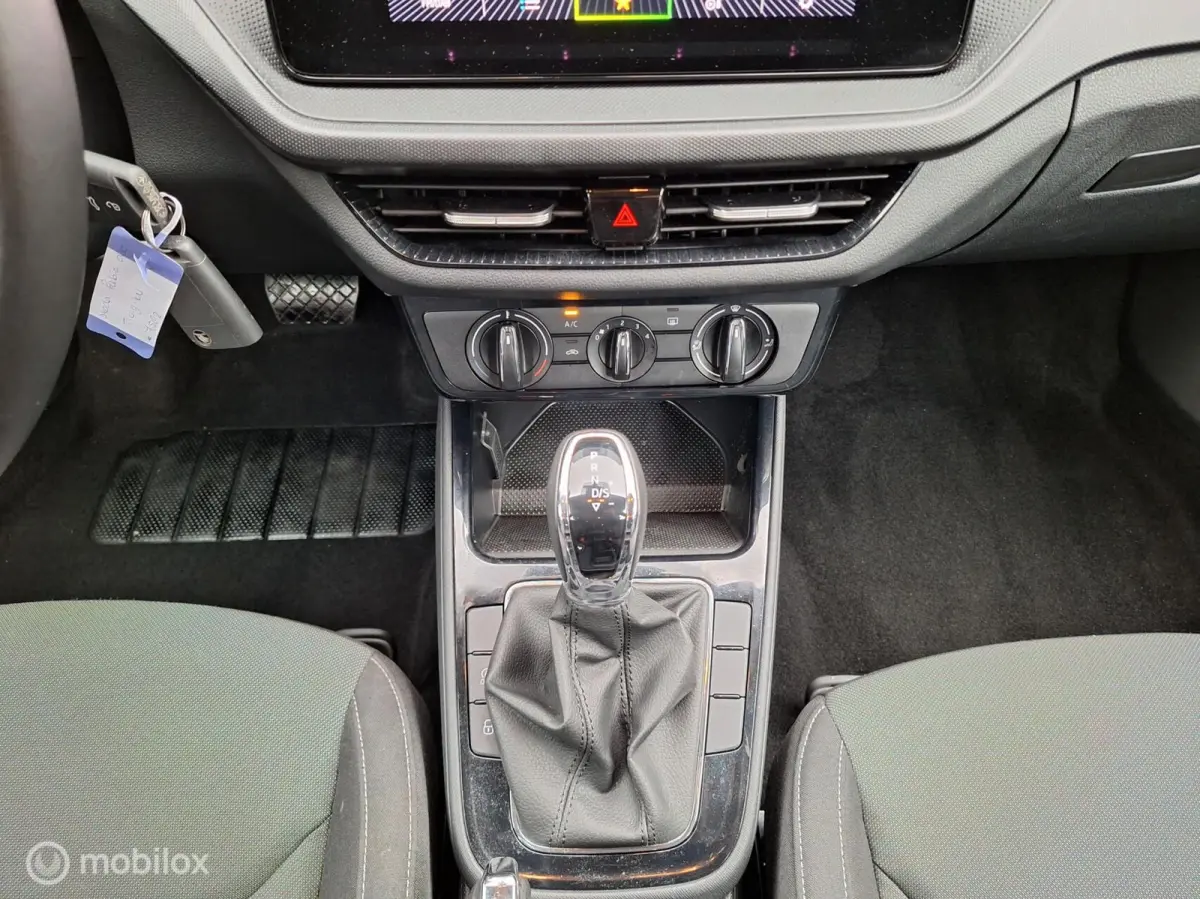 1.0 TSI AMBITION AUTOMAAT • 1e EIGENAAR • NAVIGATIE •