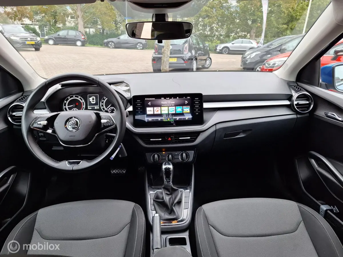1.0 TSI AMBITION AUTOMAAT • 1e EIGENAAR • NAVIGATIE •