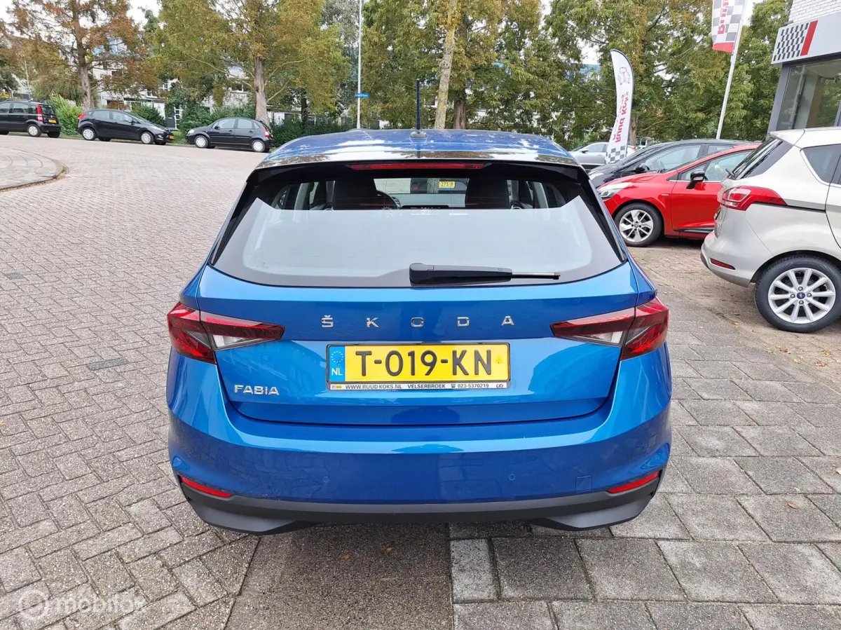 1.0 TSI AMBITION AUTOMAAT • 1e EIGENAAR • NAVIGATIE •