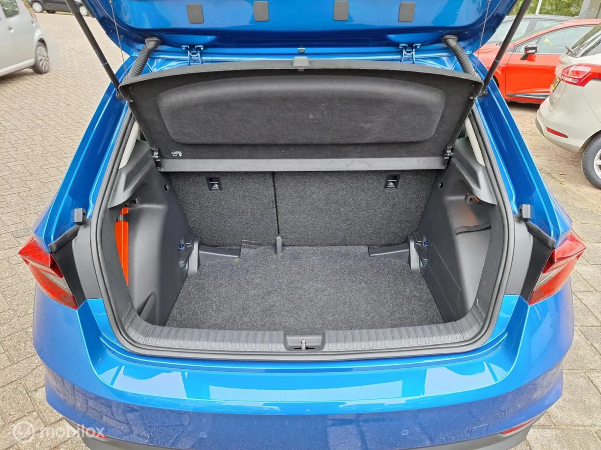 1.0 TSI AMBITION AUTOMAAT • 1e EIGENAAR • NAVIGATIE •