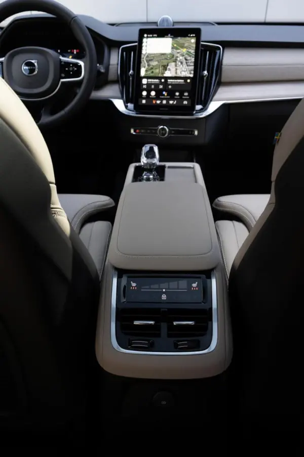 T8 Plug-in hybrid AWD MY 2027 Vanaf €76.945,-