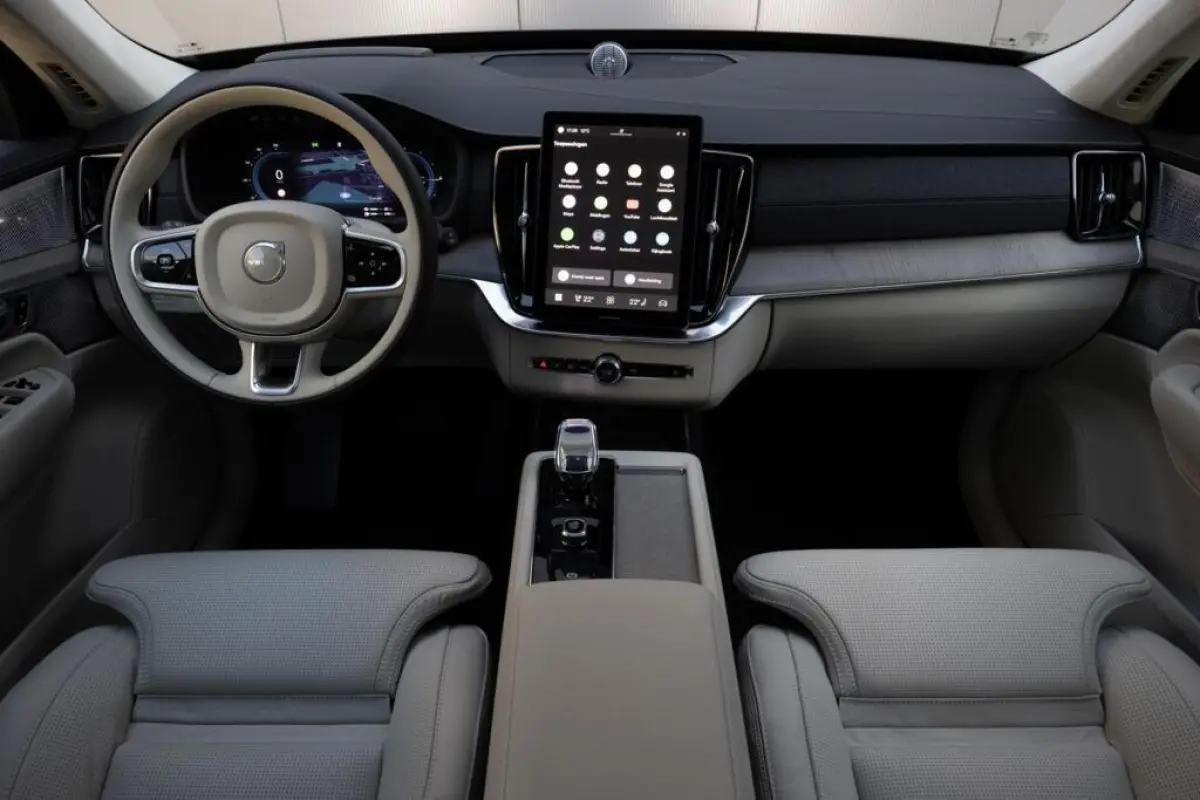 T8 Plug-in hybrid AWD MY 2027 Vanaf €76.945,-