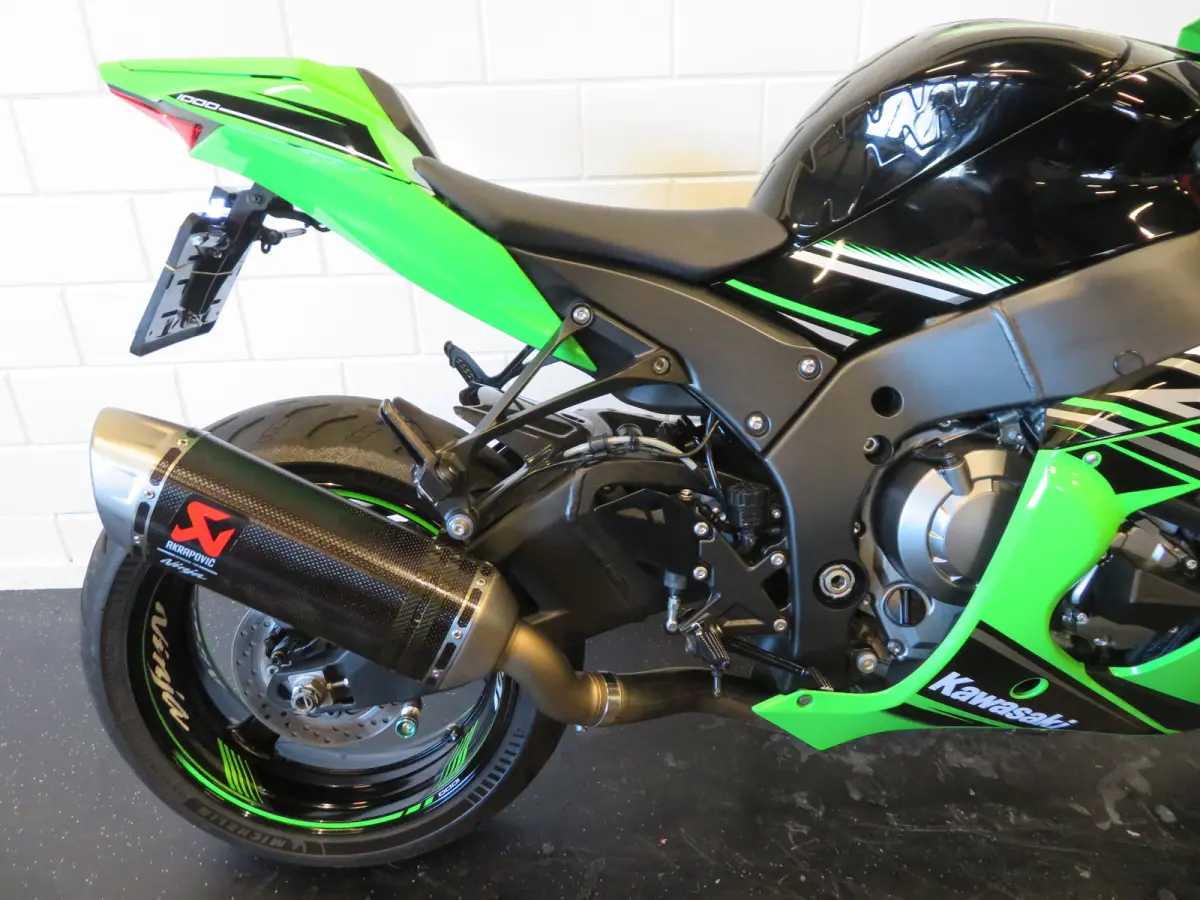 10 ZX10 ZX10R AKRA