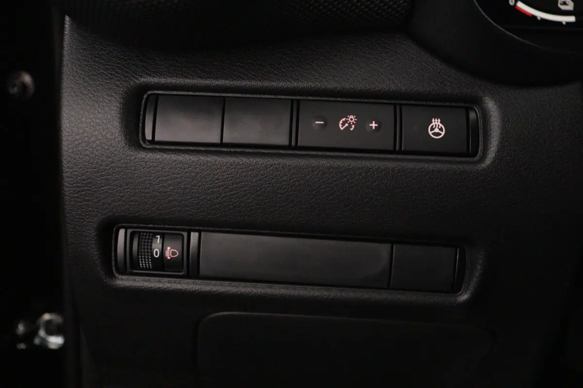 1.6 Hybrid N-Connecta | € 6.000,- voorraadvoordeel!! | Stoel, stuur en voorruit verwarming | Navigatie | Draadloos Apple carplay& Android auto | Keyless entry& Start |