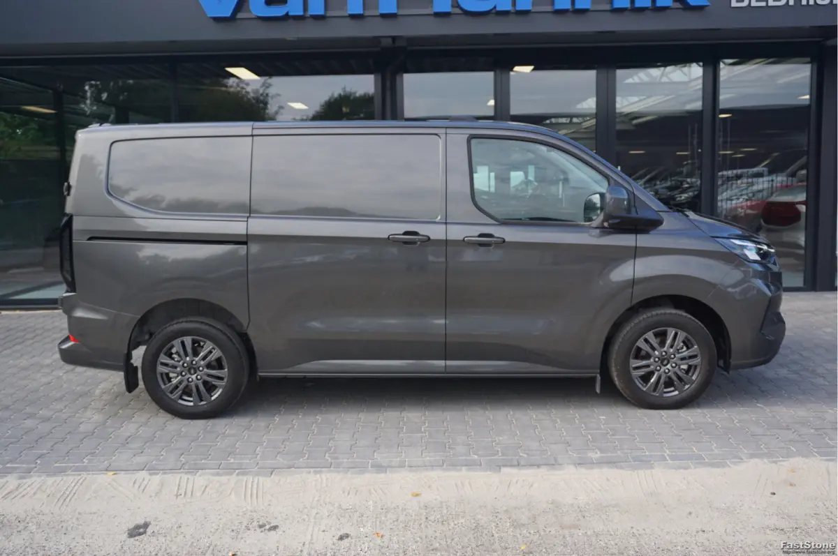 300S 150PK Limited BPM VRIJ!! Navi, Cam, Adap. Cruise, 17" LM, Trekhaak!! NR. A185