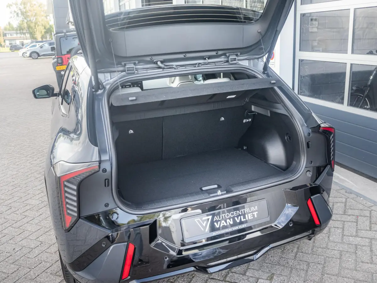 Hatchback GT-PlusLine 81.4 kWh | Direct leverbaar!