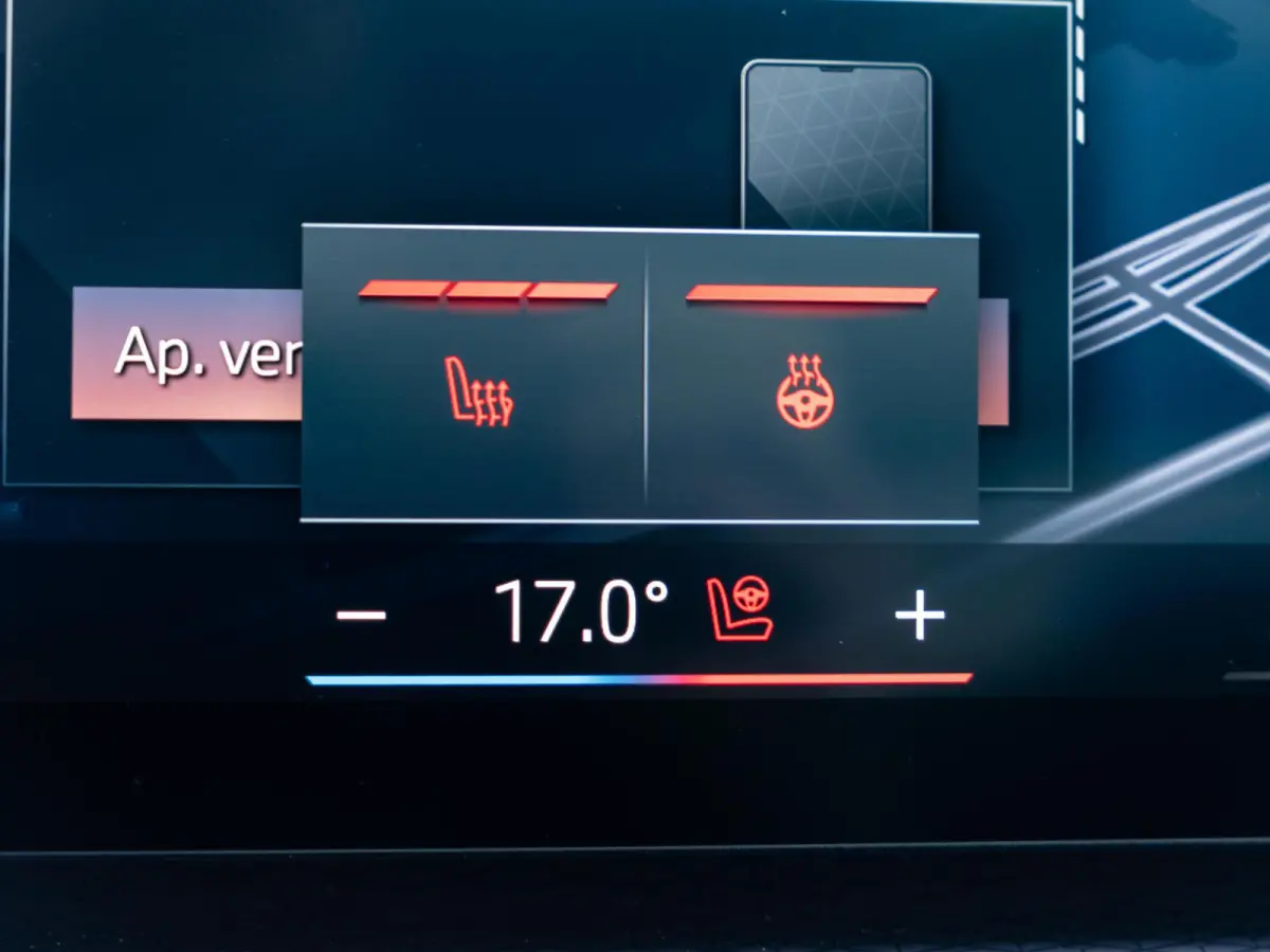 420i M Sport Pro | Schuif-/kanteldak | Harman Kardon | Stoel en Stuurwiel verwarming | Comfort Access | Elektrische achterklep