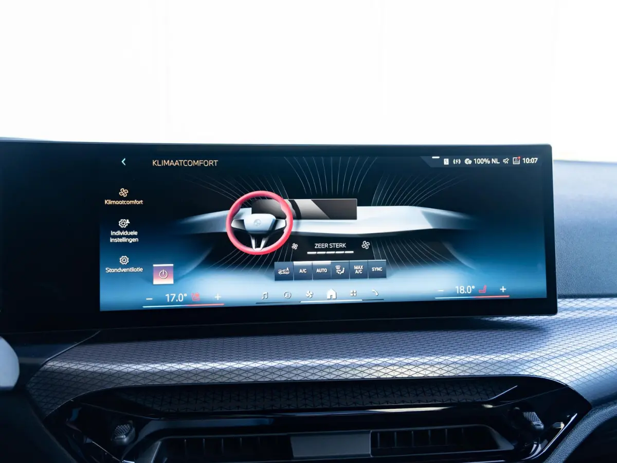 420i M Sport Pro | Schuif-/kanteldak | Harman Kardon | Stoel en Stuurwiel verwarming | Comfort Access | Elektrische achterklep