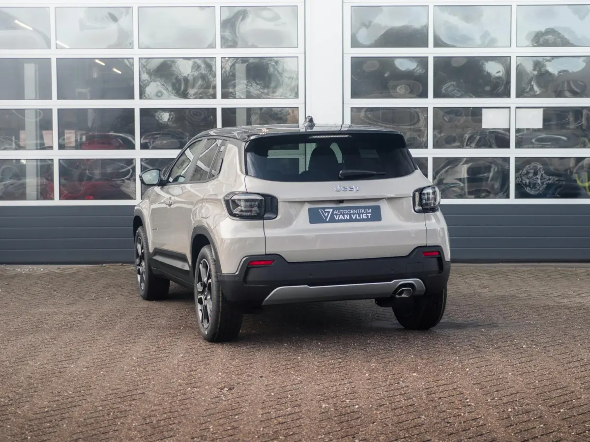 1.2 e-Hybrid Summit | Uit voorraad leverbaar | Winter Pack | Infotaiment&Convenience Pack | Bicolore