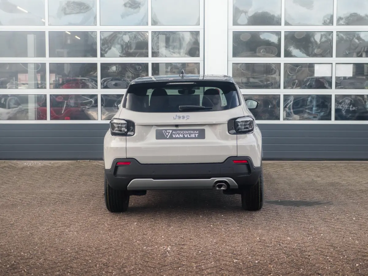 1.2 e-Hybrid Summit | Uit voorraad leverbaar | Winter Pack | Infotaiment&Convenience Pack | Bicolore