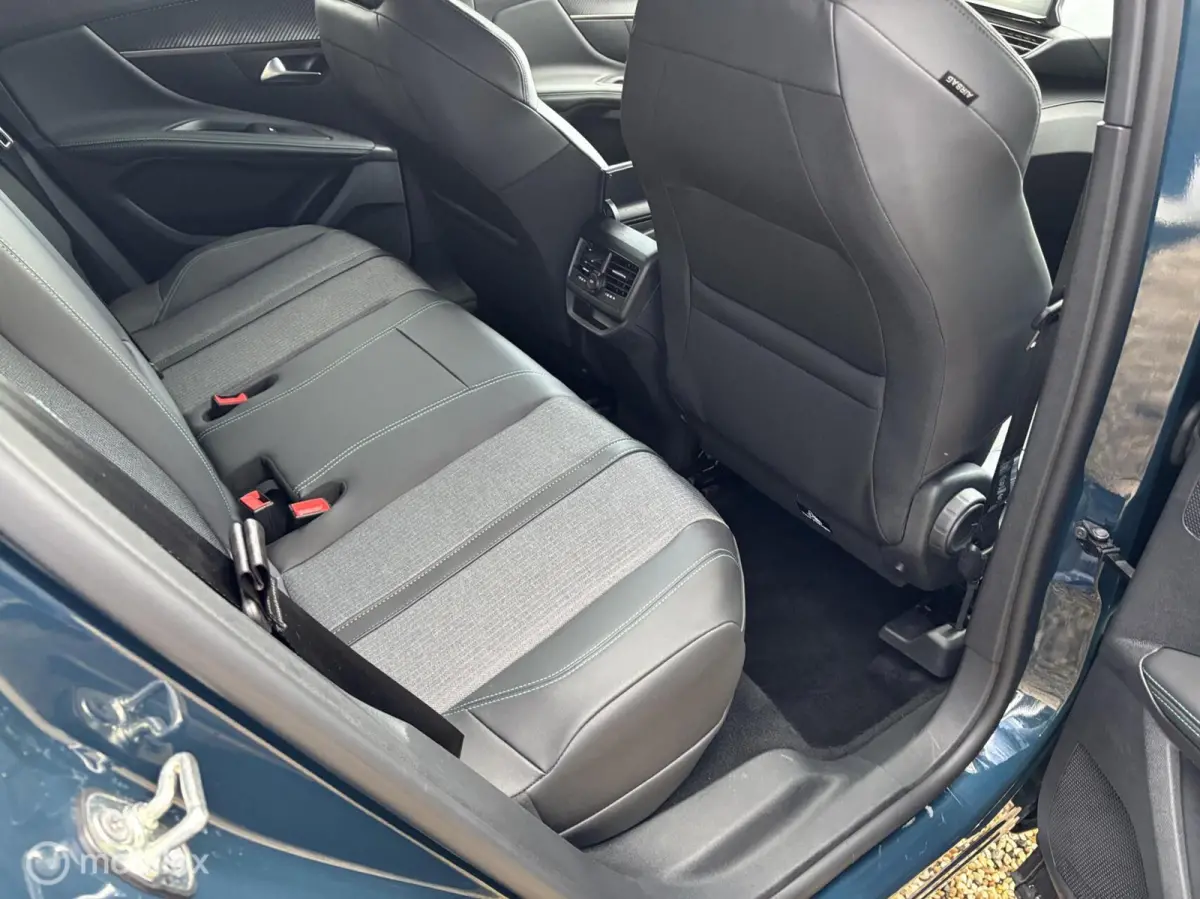 1.6 HYbrid 190 Allure Pack Business Navigatoe Adaptive Cruise control