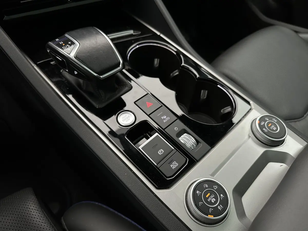 R 3.0 TSi 4MOTION | Puglia| Dak| Massage| Luchtvering| BTW auto|