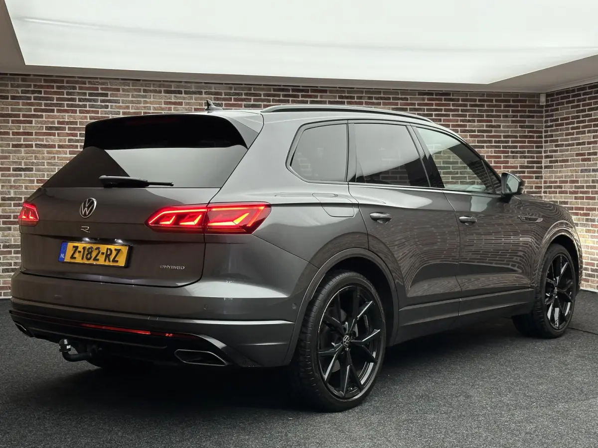 R 3.0 TSi 4MOTION | Puglia| Dak| Massage| Luchtvering| BTW auto|