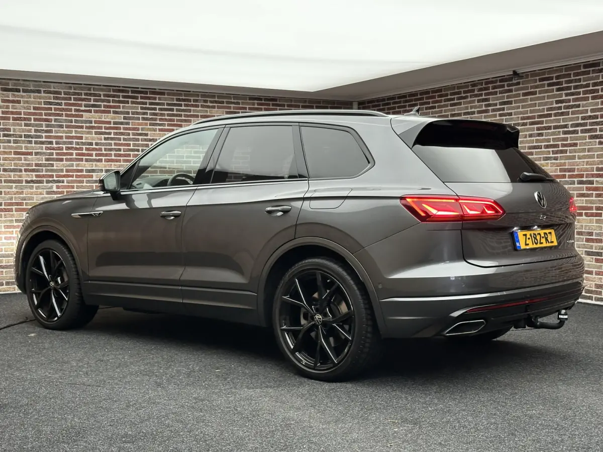 R 3.0 TSi 4MOTION | Puglia| Dak| Massage| Luchtvering| BTW auto|