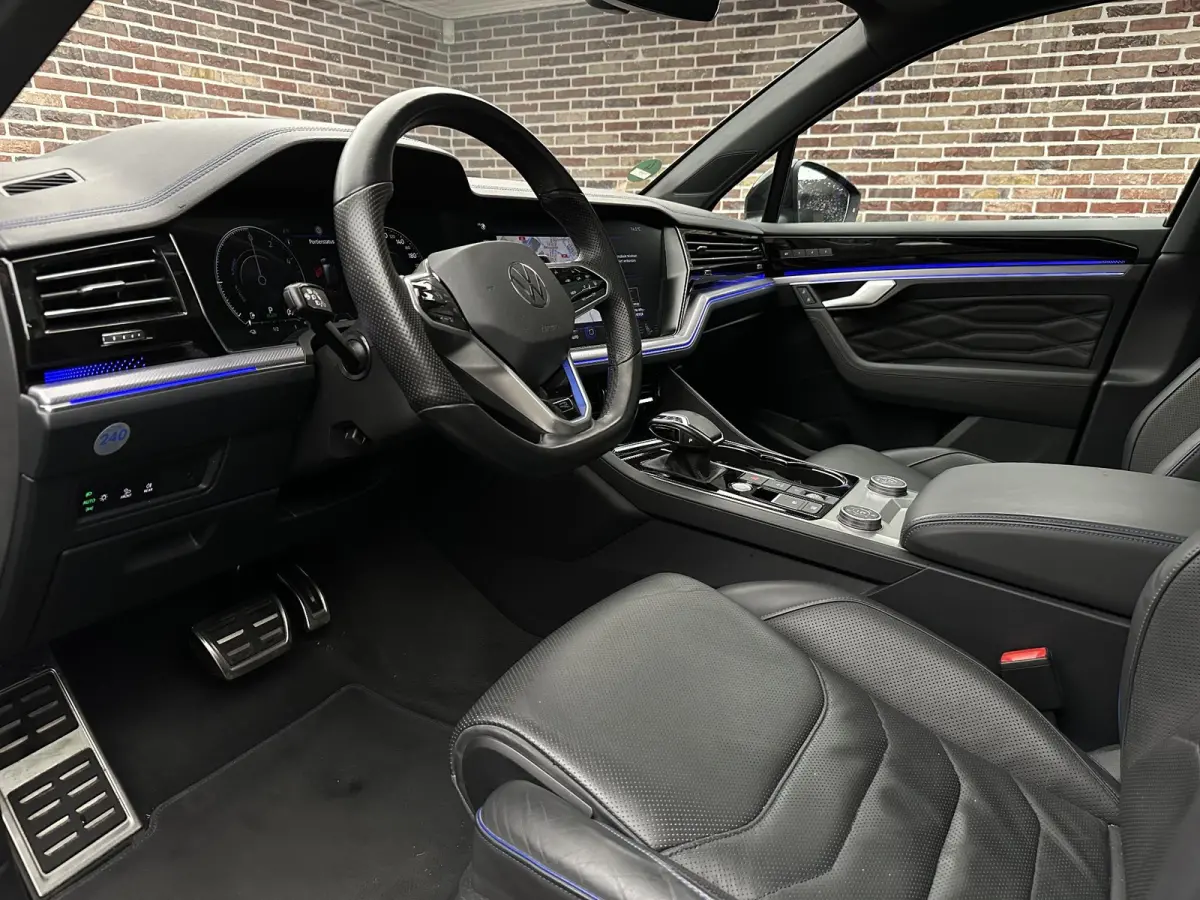 R 3.0 TSi 4MOTION | Puglia| Dak| Massage| Luchtvering| BTW auto|