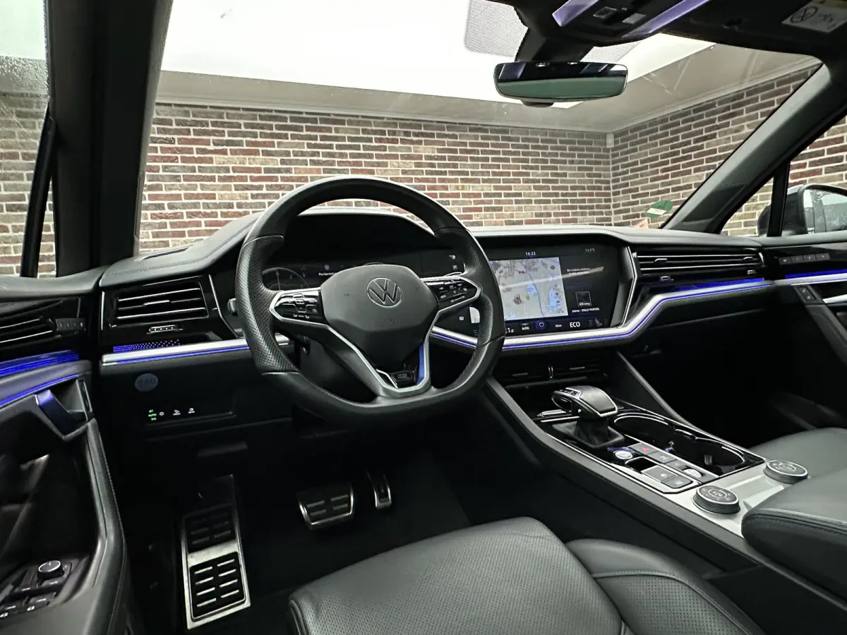 R 3.0 TSi 4MOTION | Puglia| Dak| Massage| Luchtvering| BTW auto|