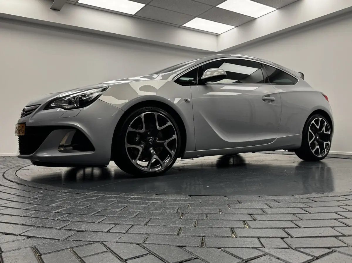 2.0 Turbo OPC 280PK Navigatie-Cr.contr-Clima-Leder-Stoelverwarming-Parkeersensoren-Lm19''velgen