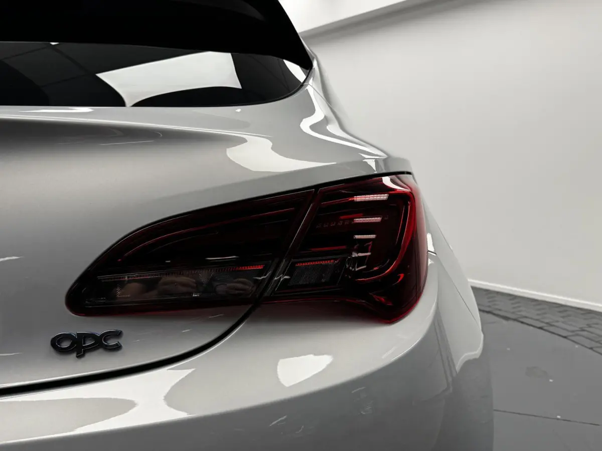 2.0 Turbo OPC 280PK Navigatie-Cr.contr-Clima-Leder-Stoelverwarming-Parkeersensoren-Lm19''velgen