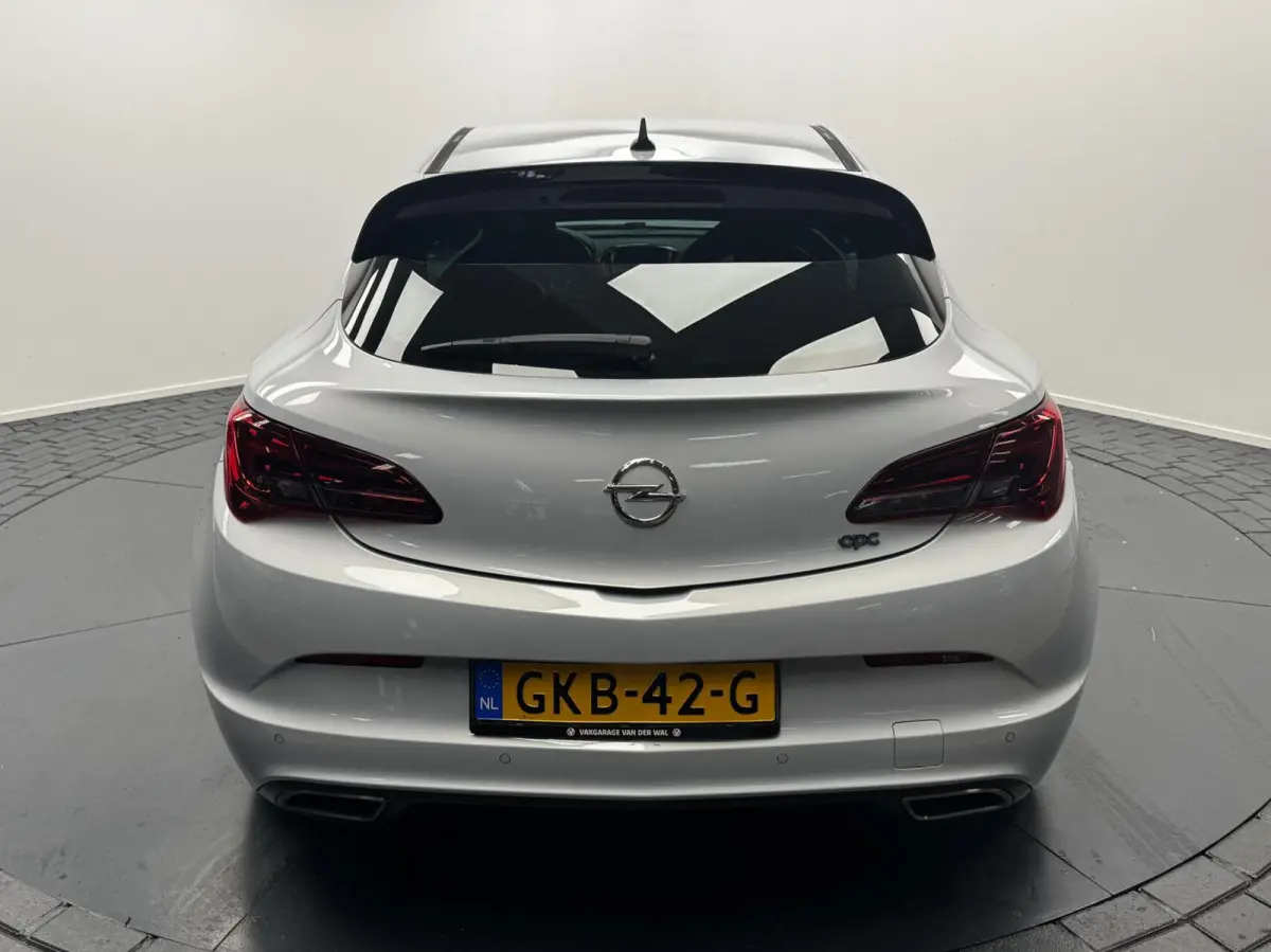2.0 Turbo OPC 280PK Navigatie-Cr.contr-Clima-Leder-Stoelverwarming-Parkeersensoren-Lm19''velgen