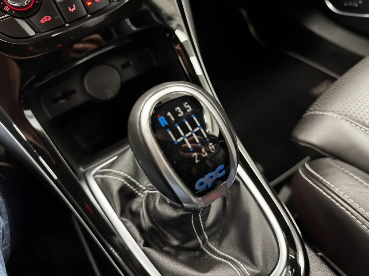 2.0 Turbo OPC 280PK Navigatie-Cr.contr-Clima-Leder-Stoelverwarming-Parkeersensoren-Lm19''velgen