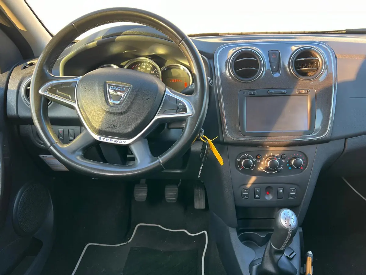 0.9 TCe SL 1e Eigenaar,Navigatie,Airco,Trekhaak,PDC,CruiseControl,N.A.P!Apk tot 17-01-2027