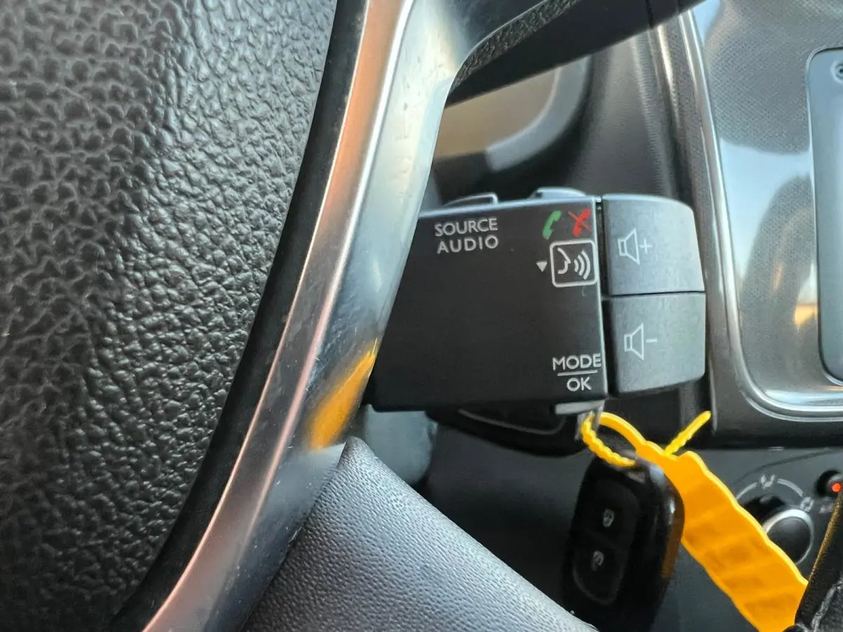 0.9 TCe SL 1e Eigenaar,Navigatie,Airco,Trekhaak,PDC,CruiseControl,N.A.P!Apk tot 17-01-2027
