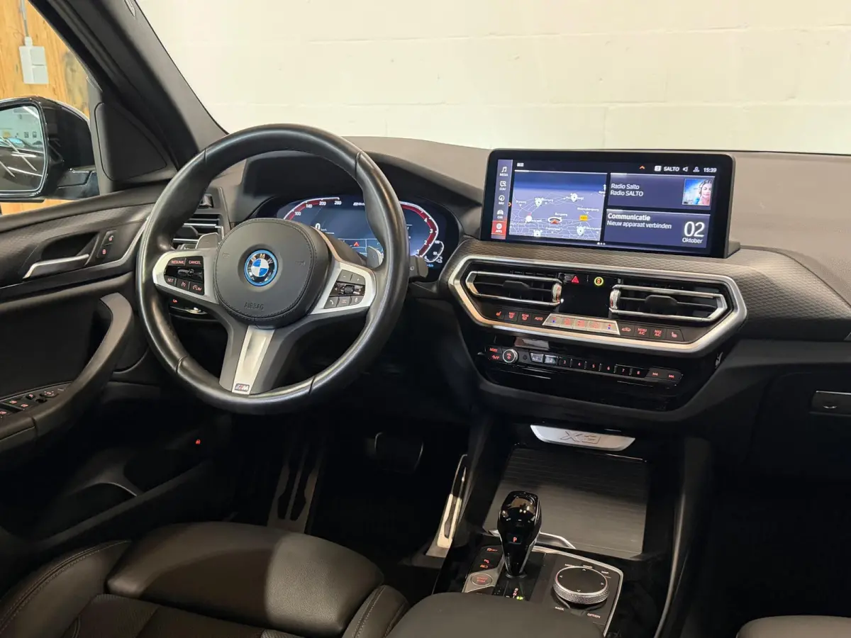 XDrive30e M-Sport - Keyless - Leder - HiFi