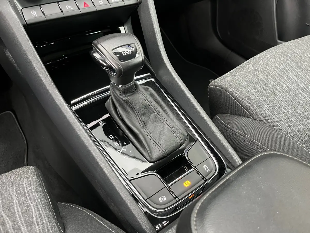 1.5 TSI ACT Business Edition Plus NL.Auto/Trekhaak/Carplay/Camera/Full Led/Cruise/1Ste Eigenaar/Dealer Onderhouden